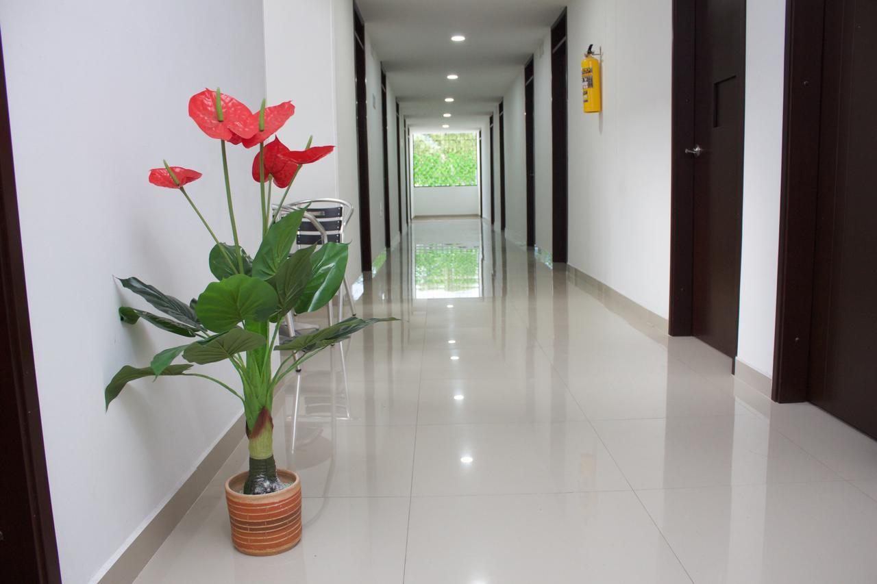 Hotel Casa Molano Ibague Bagian luar foto